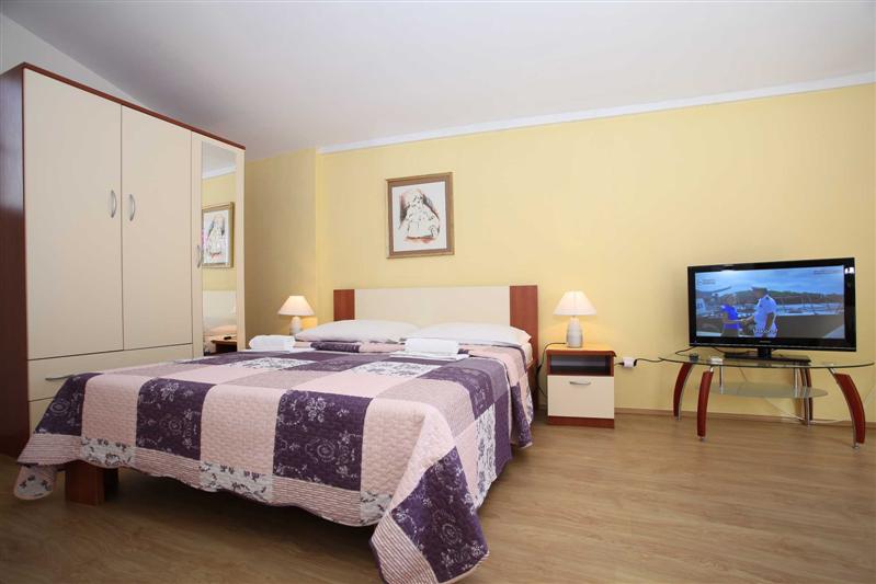 Makarska apartman za 2 osobe - Kovacic app2 / 12