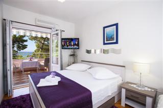 Promajna Beach Rooms - Apartments Nives