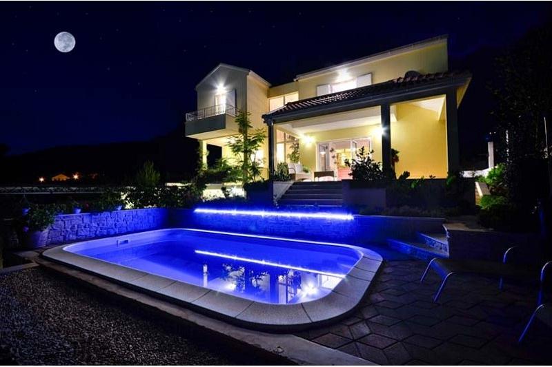 Wille w Chorwacji z basenem - Makarska Willa Zdenka / 42